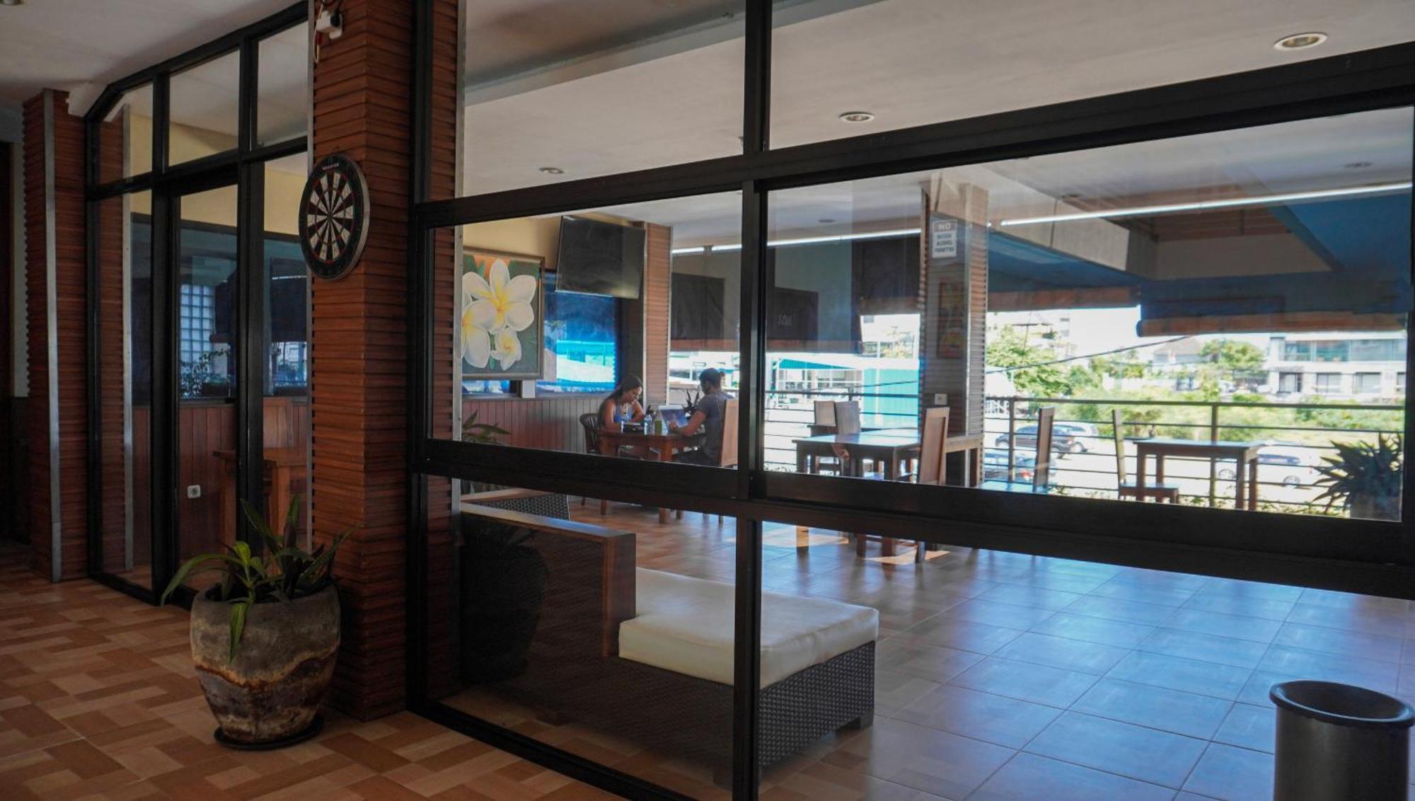 แคโรไลน์ เกสต์ เฮาส์ Hotel ชังกู ภายนอก รูปภาพ
