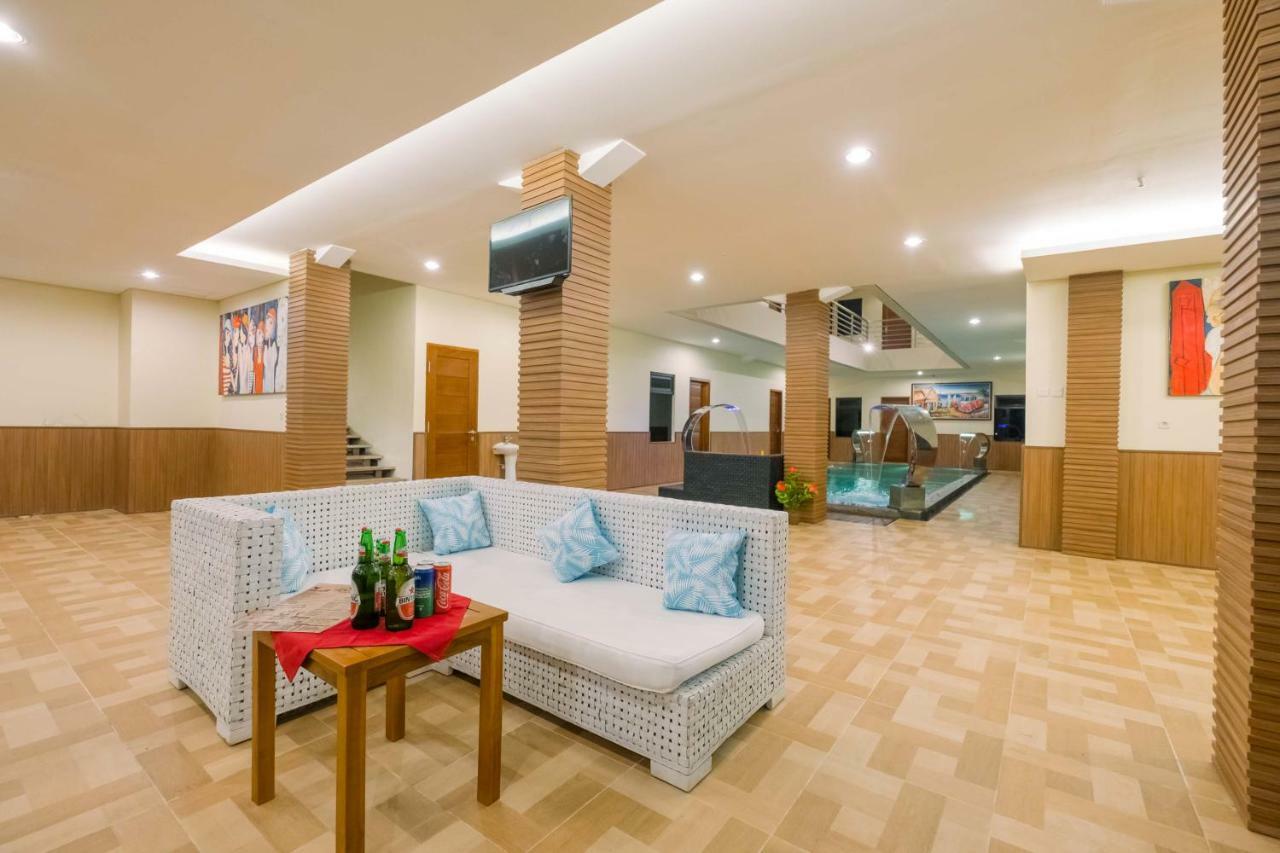 แคโรไลน์ เกสต์ เฮาส์ Hotel ชังกู ภายนอก รูปภาพ