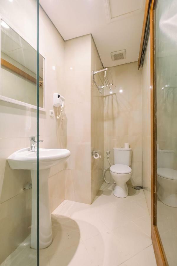 แคโรไลน์ เกสต์ เฮาส์ Hotel ชังกู ภายนอก รูปภาพ