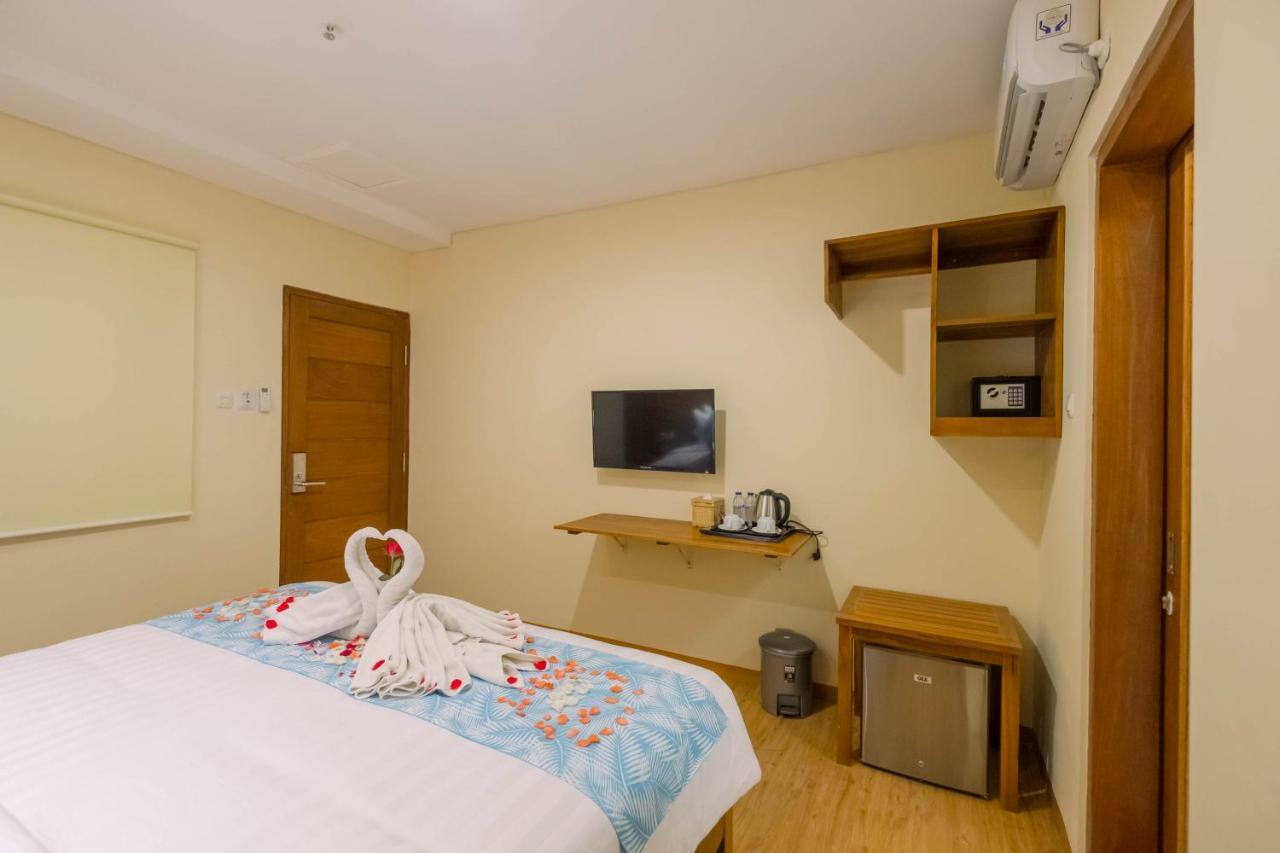 แคโรไลน์ เกสต์ เฮาส์ Hotel ชังกู ภายนอก รูปภาพ